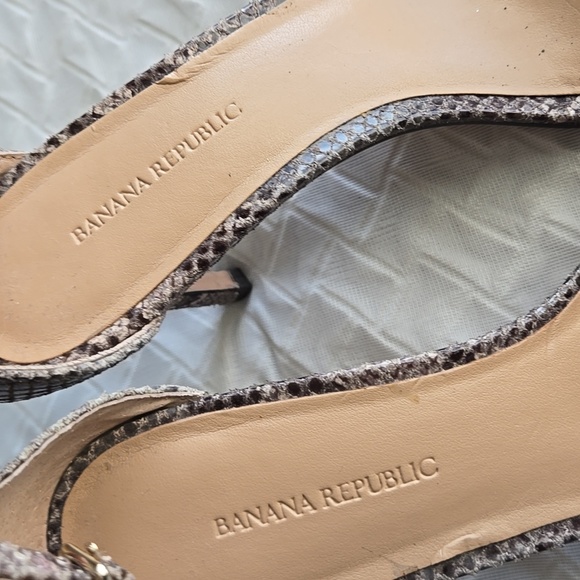 Banana Republic Women's Snakeskin Heels Mob Wife Elegant Feminine - Picture 4 of 12